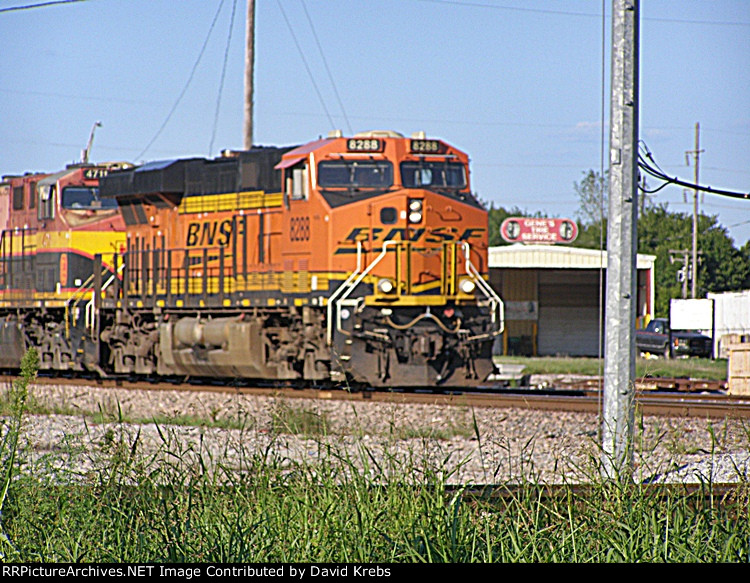 BNSF 8288